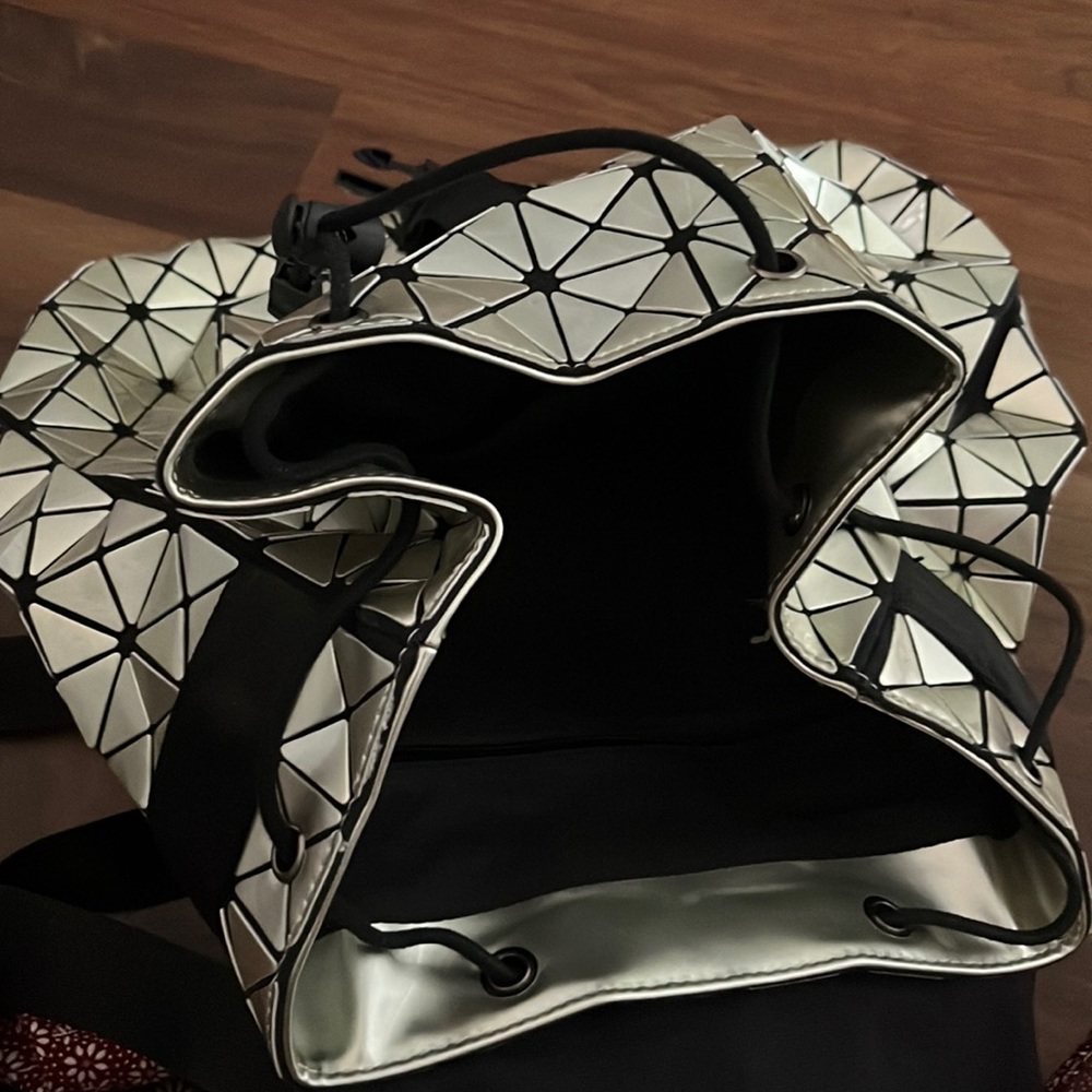 Silver Geometric Pattern Backpack - image 3